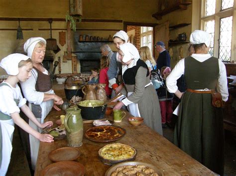 tudor gentry household servants